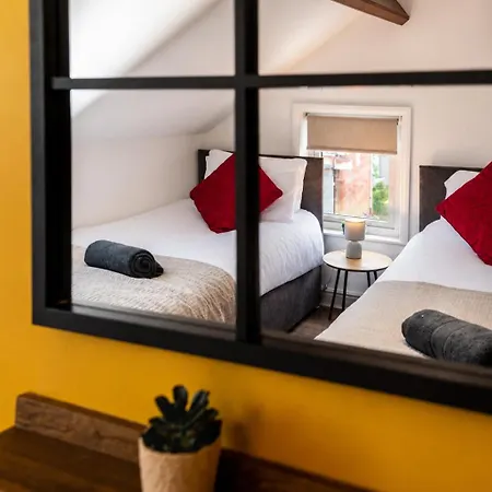 Stylish Retreat Sleeps 7 Harbour Views Tatil Evi Whitby