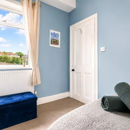 Tatil Evi Stylish Retreat Sleeps 7 Harbour Views Whitby