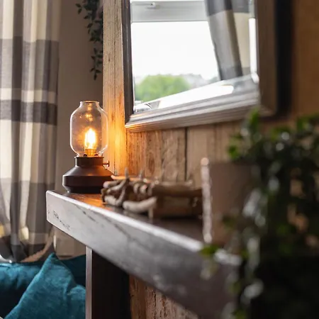 Stylish Retreat Sleeps 7 Harbour Views Tatil Evi Whitby